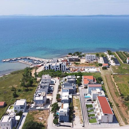 Apartments Le Mare - Pool, Sandstrand, Meerblick, W-Lan, Grill Privlaka  Exterior photo