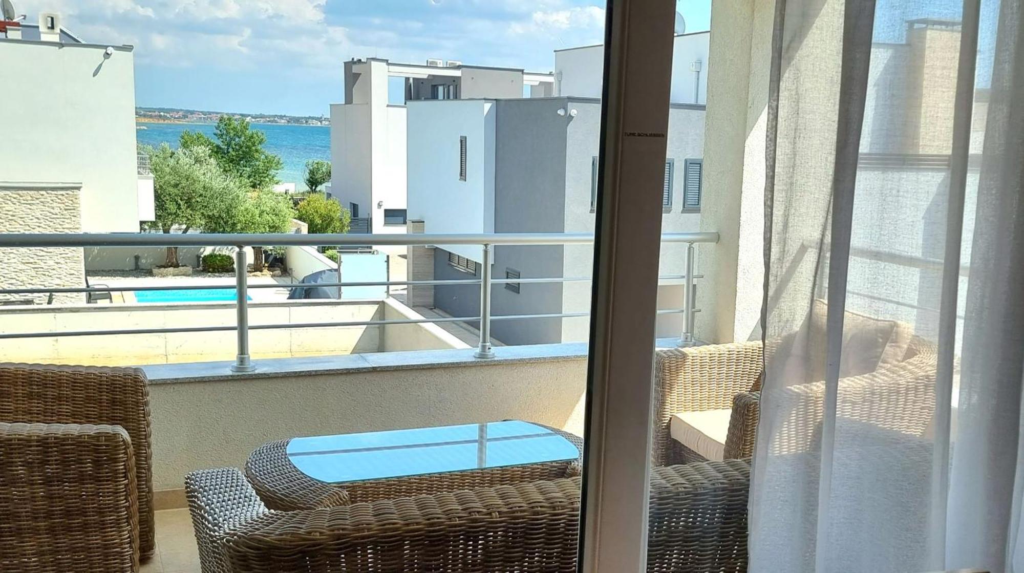 Apartments Le Mare - Pool, Sandstrand, Meerblick, W-Lan, Grill Privlaka  Exterior photo